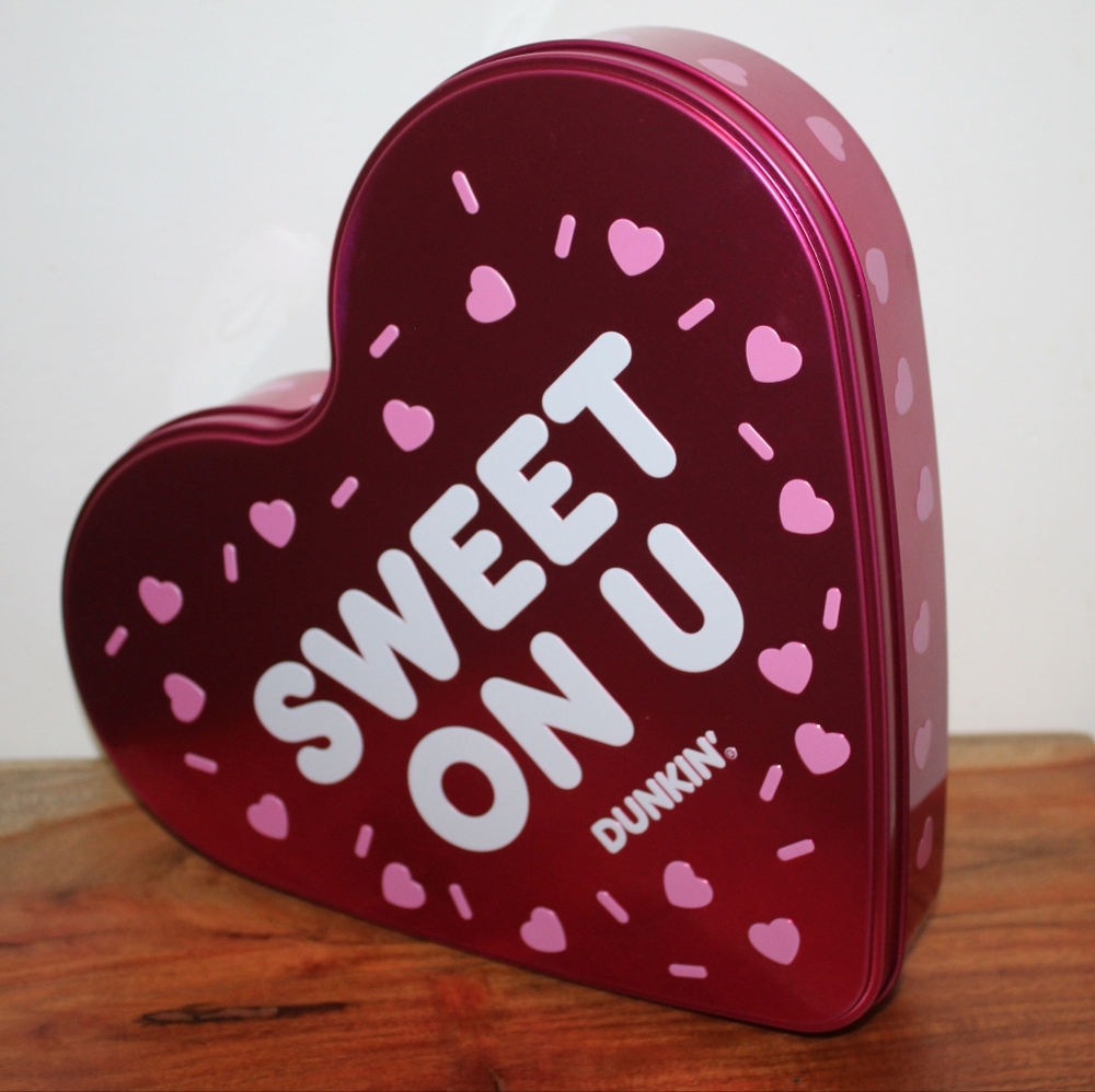 Dunkin' Heart Tin - Sweet On U - Berry Pink